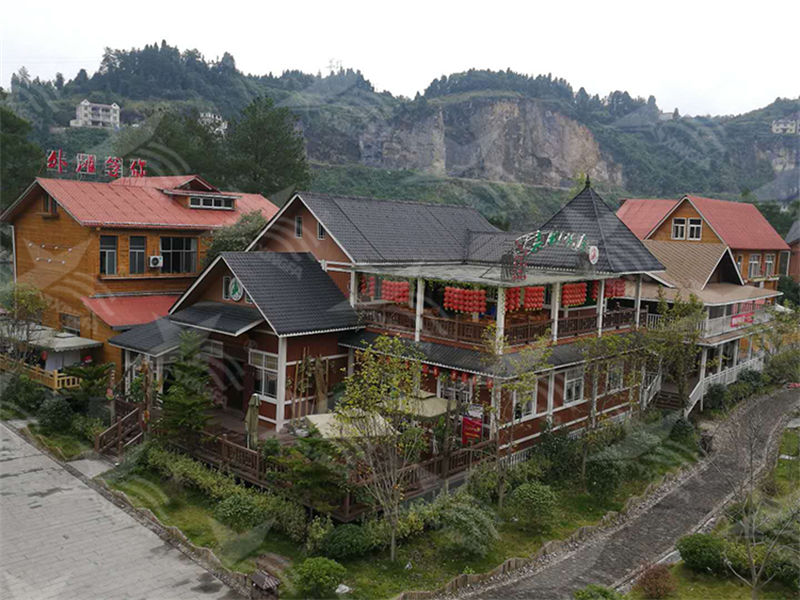 选择六盘水合成树脂瓦，为南方屋顶雨季防水护航